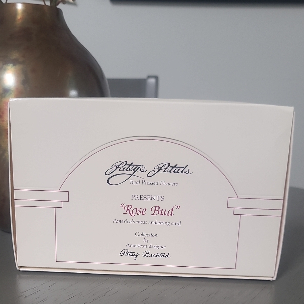 Patsy's Petals "Rose Bud" Pressed Flower Card - White and Pink Box Set Of